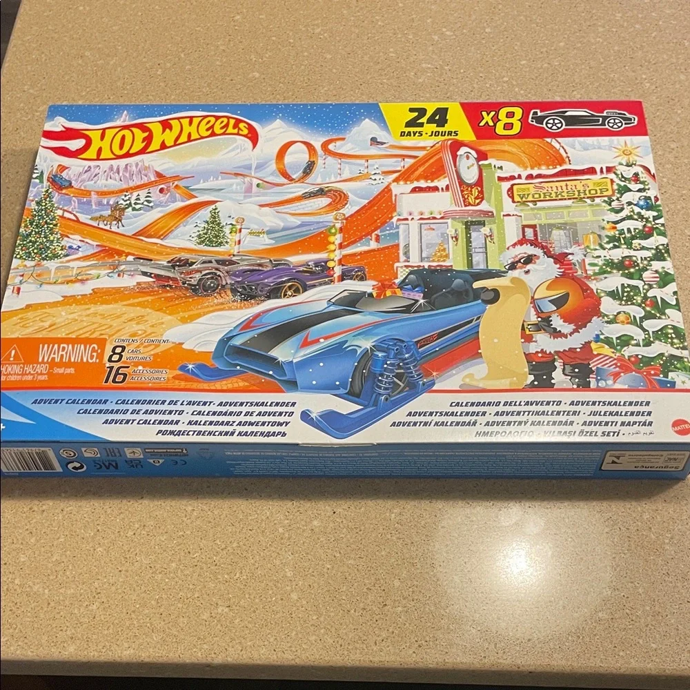 Hot Wheels Holiday Advent Toy Car Set - 24-Day Countdown